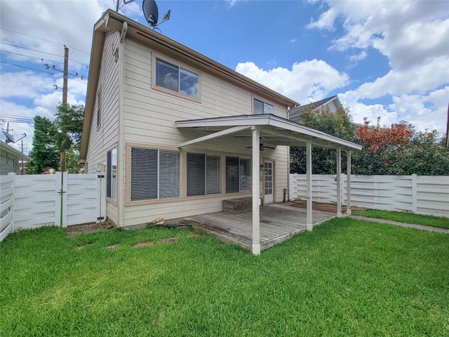9607 Farrell Drive, Houston, TX 77070