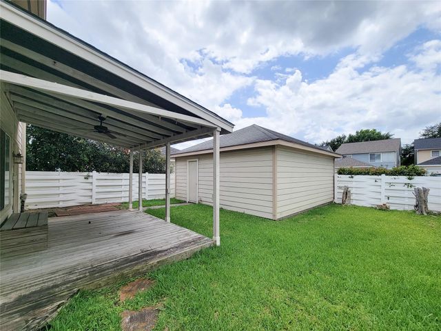 9607 Farrell Drive, Houston, TX 77070
