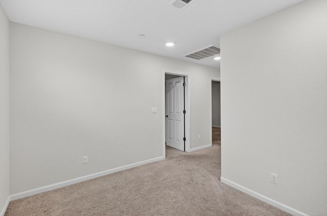 4089 Solaire Dr, Roseville, CA 95747