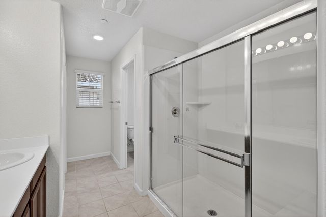 4089 Solaire Dr, Roseville, CA 95747