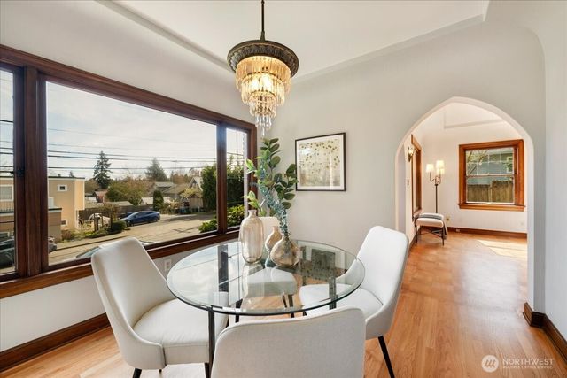 6517 Fremont Avenue N, Seattle, WA 98103