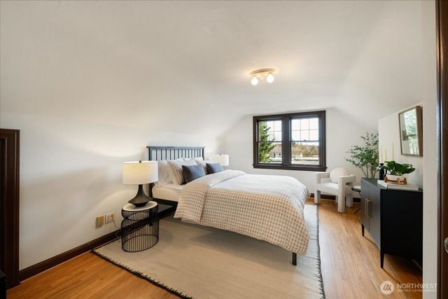 6517 Fremont Avenue N, Seattle, WA 98103