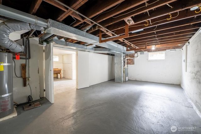 6517 Fremont Avenue N, Seattle, WA 98103