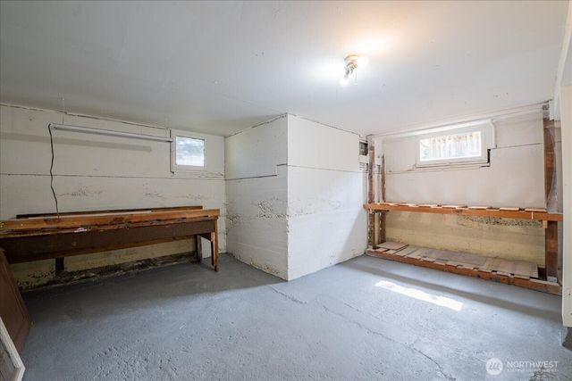 6517 Fremont Avenue N, Seattle, WA 98103