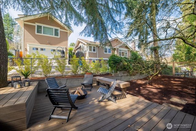 6517 Fremont Avenue N, Seattle, WA 98103