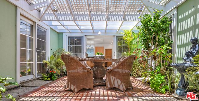 463 16th Street, Santa Monica, CA 90402