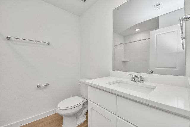 1238 Sandy Shore Ln, Iowa Colony, TX 77583