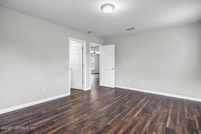 12283 CARDINAL CREEK Drive, Jacksonville, FL 32218