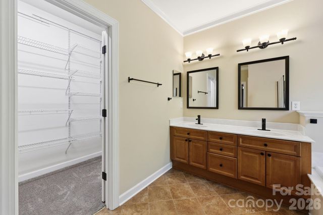 3308 Grandeur Road, Charlotte, NC 28269