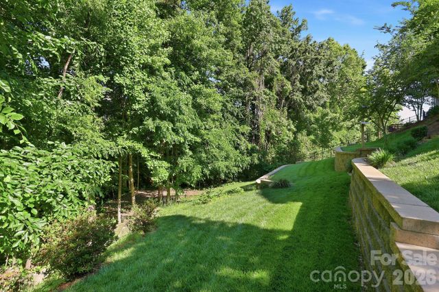 3308 Grandeur Road, Charlotte, NC 28269