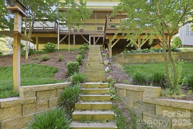 3308 Grandeur Road, Charlotte, NC 28269