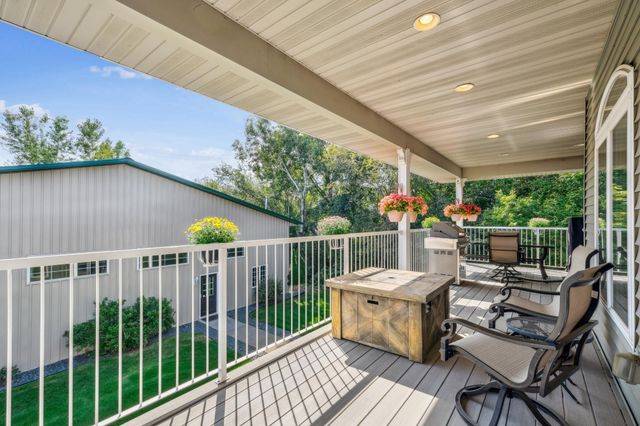 102 Century Trail, Lino Lakes, MN 55014