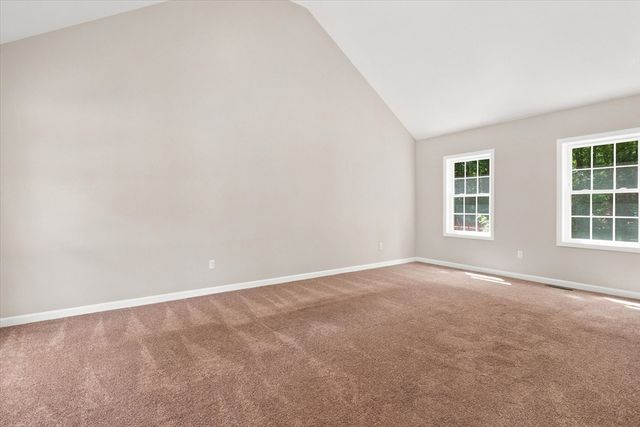 1725 Shirley Rd, Lancaster, MA 01523