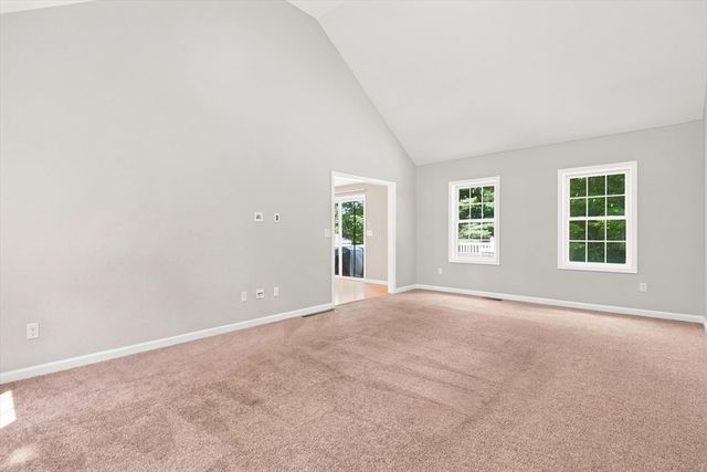 1725 Shirley Rd, Lancaster, MA 01523