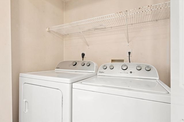1725 Shirley Rd, Lancaster, MA 01523