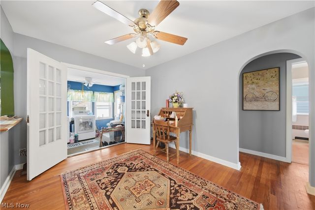1933 9th Street, Cuyahoga Falls, OH 44221
