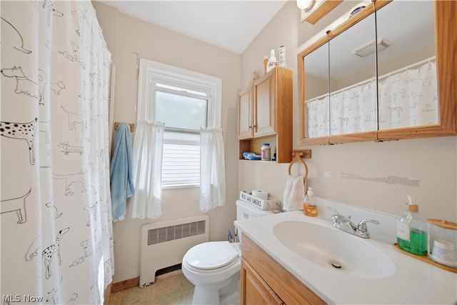 1933 9th Street, Cuyahoga Falls, OH 44221