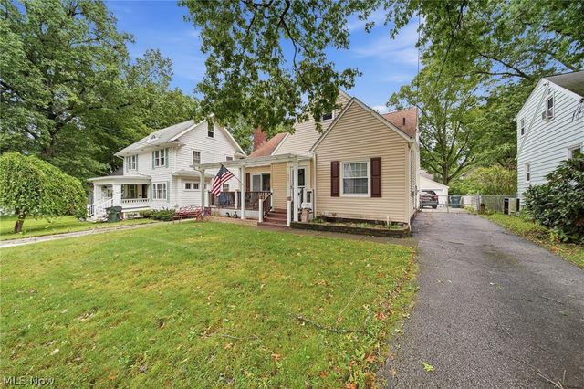 1933 9th Street, Cuyahoga Falls, OH 44221
