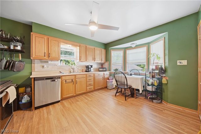 1933 9th Street, Cuyahoga Falls, OH 44221