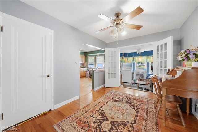 1933 9th Street, Cuyahoga Falls, OH 44221
