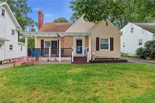 1933 9th Street, Cuyahoga Falls, OH 44221