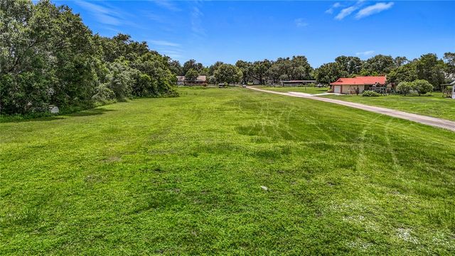 7211 TUMBLETON CT, Dover, FL 33527