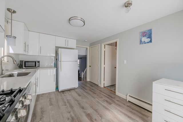 76 Vermont St, Boston, MA 02132