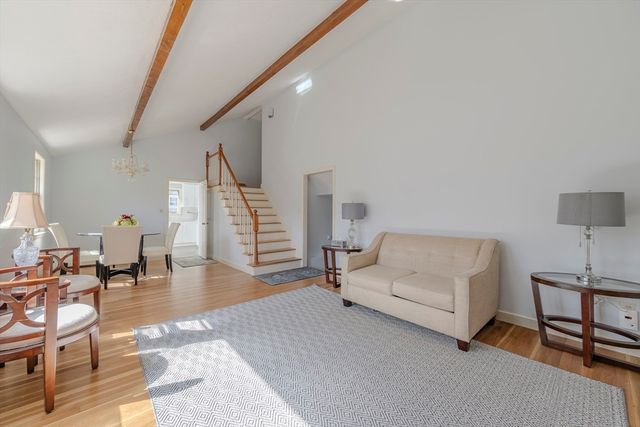 76 Vermont St, Boston, MA 02132