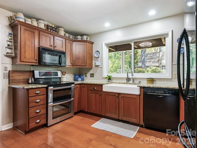 3021 Crosby Road, Charlotte, NC 28211