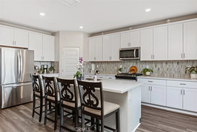 28427 Farm Creek Way, Valley Center, CA 92082