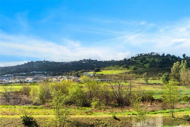 28427 Farm Creek Way, Valley Center, CA 92082