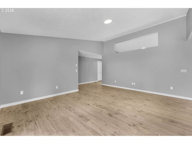 3715 Ne 157TH Ave, Vancouver, WA 98682