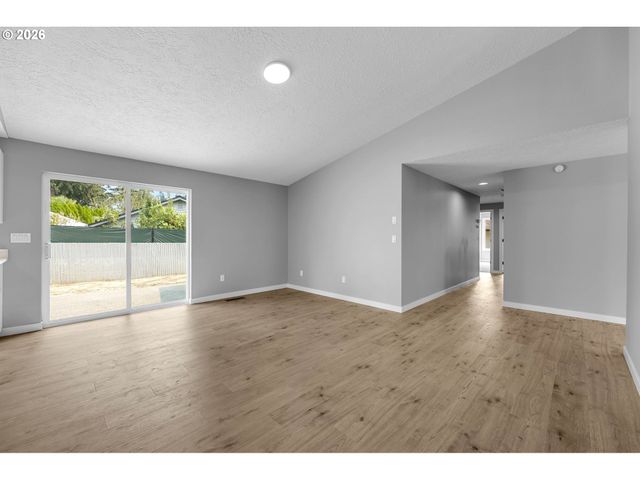 3715 Ne 157TH Ave, Vancouver, WA 98682