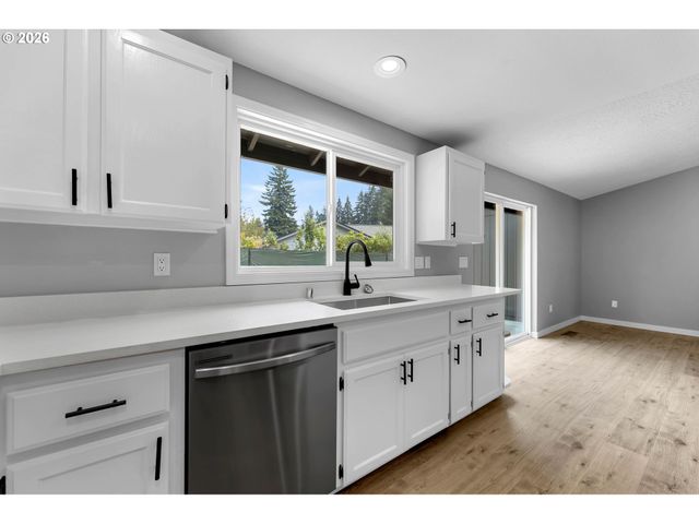 3715 Ne 157TH Ave, Vancouver, WA 98682