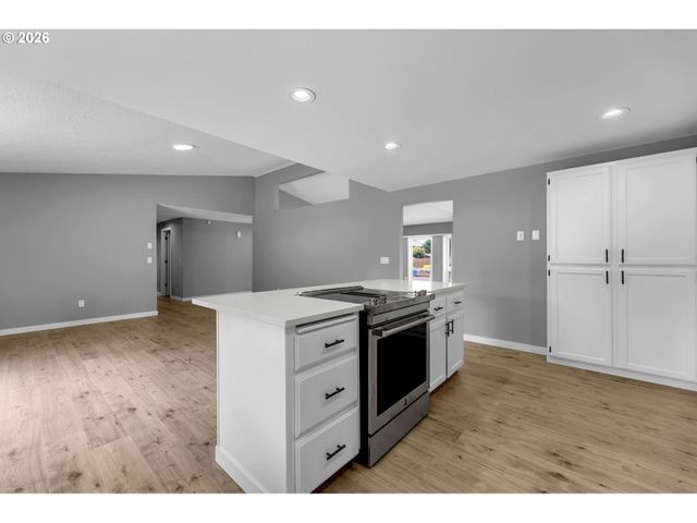 3715 Ne 157TH Ave, Vancouver, WA 98682