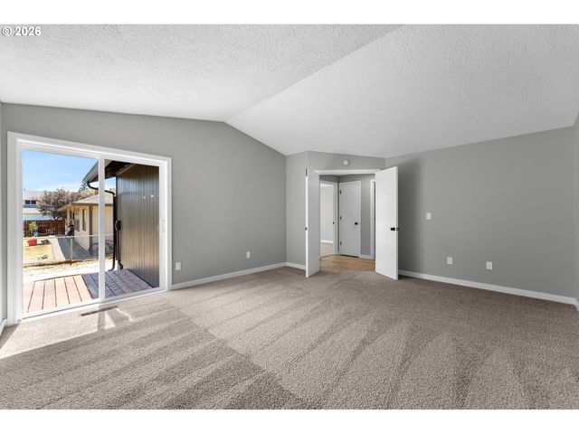 3715 Ne 157TH Ave, Vancouver, WA 98682
