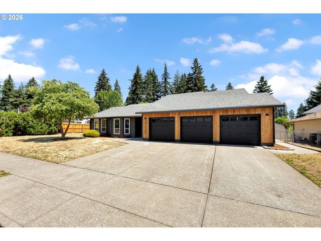 3715 Ne 157TH Ave, Vancouver, WA 98682