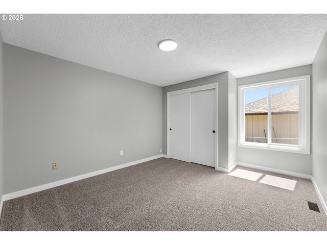 3715 Ne 157TH Ave, Vancouver, WA 98682