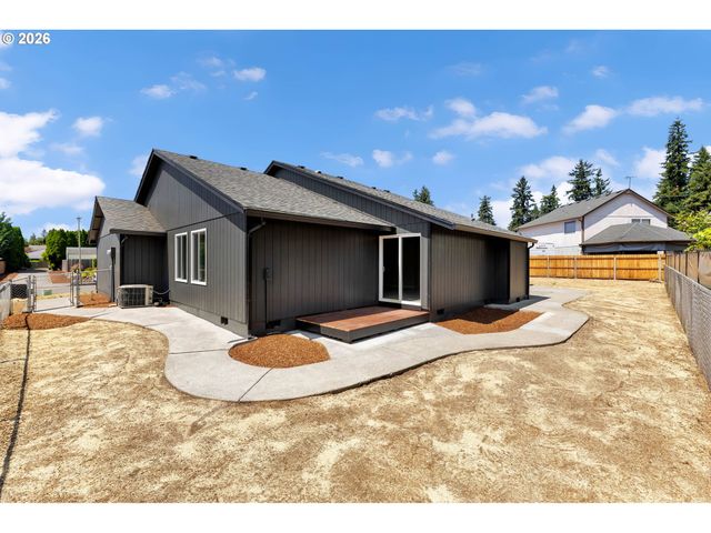 3715 Ne 157TH Ave, Vancouver, WA 98682