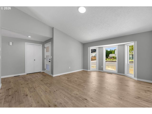 3715 Ne 157TH Ave, Vancouver, WA 98682