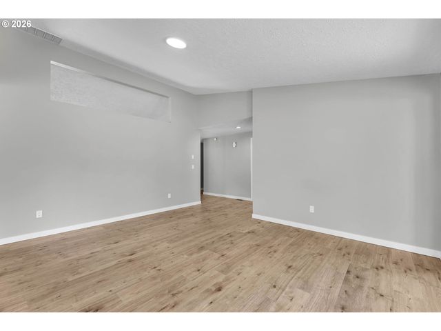 3715 Ne 157TH Ave, Vancouver, WA 98682
