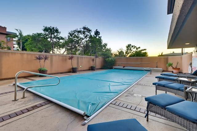 230 W Laurel Street 502, San Diego, CA 92101