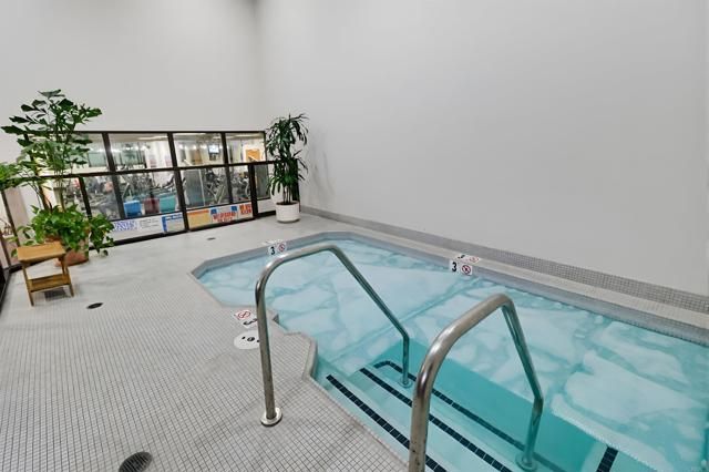 230 W Laurel Street 502, San Diego, CA 92101