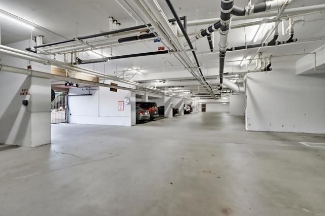 230 W Laurel Street 502, San Diego, CA 92101