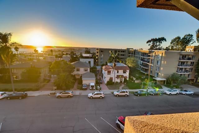 230 W Laurel Street 502, San Diego, CA 92101