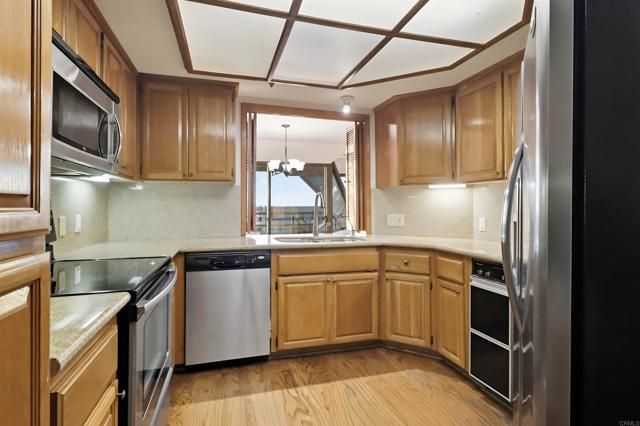 230 W Laurel Street 502, San Diego, CA 92101