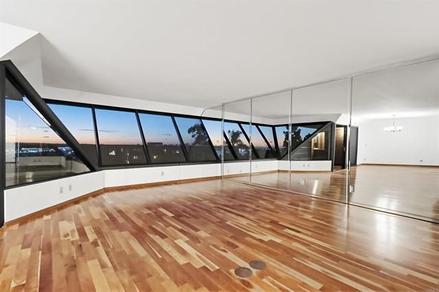 230 W Laurel Street 502, San Diego, CA 92101