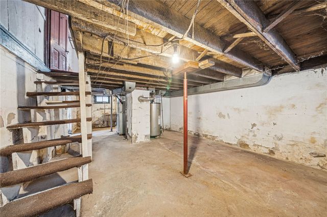 2305 Watkins Ave, Latrobe, PA 15650