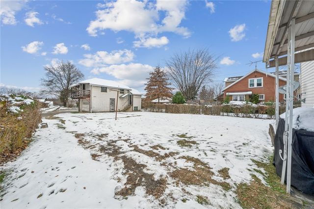 2305 Watkins Ave, Latrobe, PA 15650