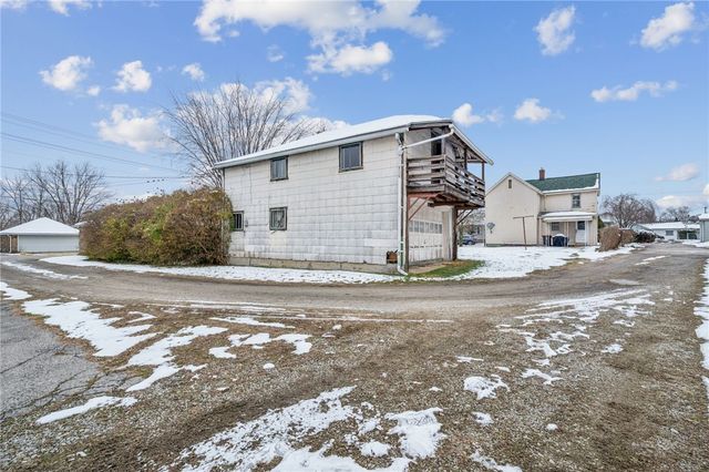 2305 Watkins Ave, Latrobe, PA 15650